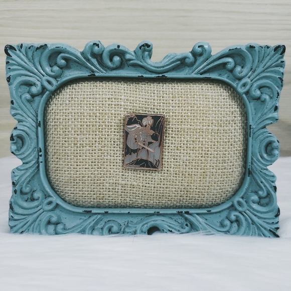 Disney Jewelry - Disney Haunted Mansion- Knight Pin